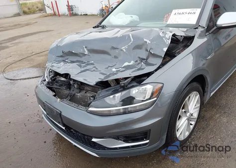 2019 Volkswagen Golf Alltrack Tsi S/Tsi Se/Tsi Sel from USA, damaged, VIN 3VWH17AU5KM520606